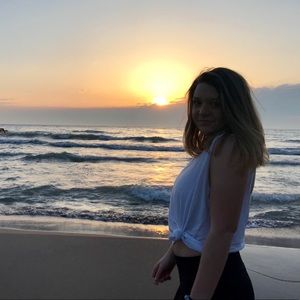 Meet your Posher, Livia